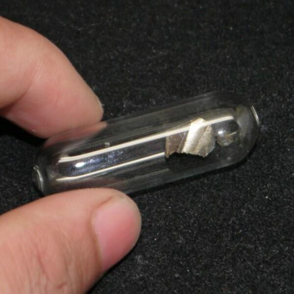 1g of europium element sample sealed in ampoules - Image 6