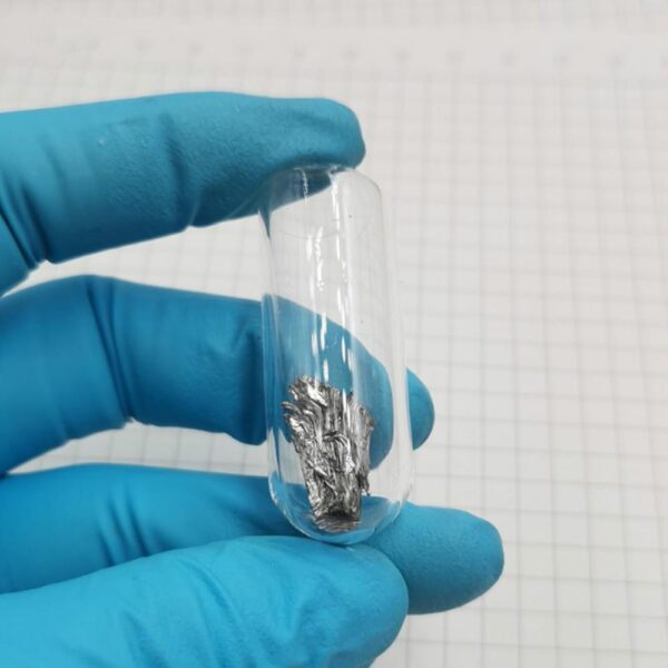 Roughly 1g Of Glass Sealed Distilled Scandium, High-purity Sc 99.99% - Image 4