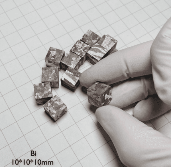 1cm Metal Bismuth Cubic Metallographic  High Purity Bi 99.99% - Image 2