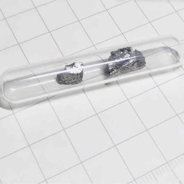 1g Argon Filled Glass Sealed Metal Terbium Block High-purity Tb 99.9% - Image 2