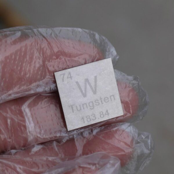 0.5 * 20 * 20mm Metal Tungsten Square Sheet High-purity W 99.95%