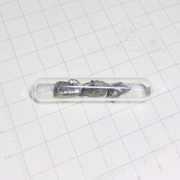 About 2g Glass Sealed Yttrium Block, Filled with Argon Gas, 99.9% Higher Than Y - Image 2