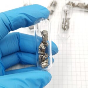 5g Glass Sealed Ytterbium Block, Filled with Argon Gas, 99.99% High-purity Metal Yb