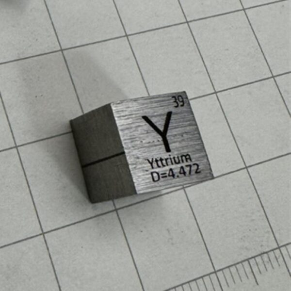 Defective 1cm Yttrium Cube, 99.9% High-purity Distilled Y Block - Image 3