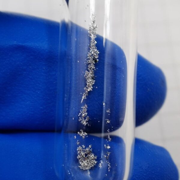 0.03g Glass Sealed CVD Platinum Particles, 99.95% High-purity Precious Metal Pt