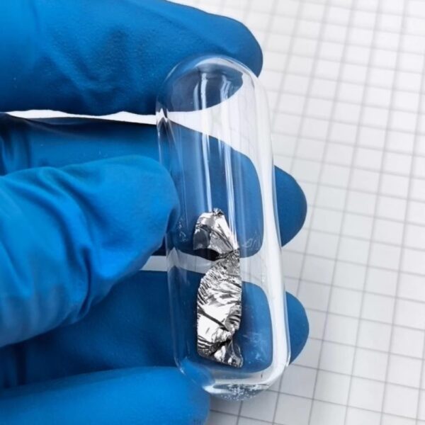 1g Glass Sealed Germanium Block, 5N High-purity Metal Ge