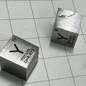 Defective 1cm Yttrium Cube, 99.9% High-purity Distilled Y Block