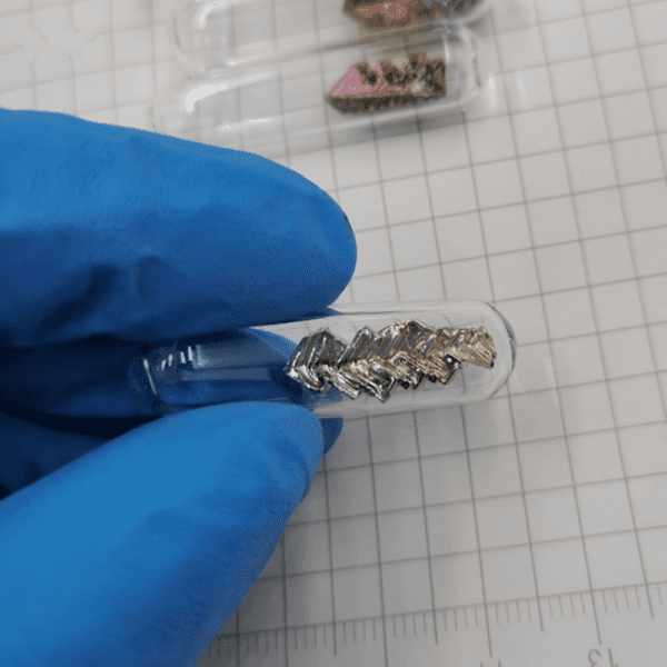 2-4g Colored Bismuth Crystal Bi 99.99% - Image 3