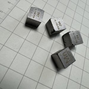 Defective 1cm Metal Manganese Cubic Element Periodic Phenotype High-purity Mn 99.7%